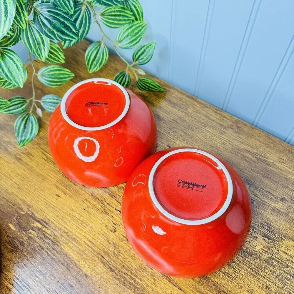 2 Crate&Barrel Red Coupe 5.75in Cereal Soup Bowls Crate and Barrel & VERY NICE